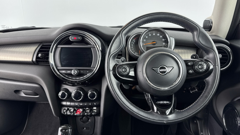 MINI Hatchback 2.0 Cooper S Exclusive II 3dr Auto Petrol Hatchback